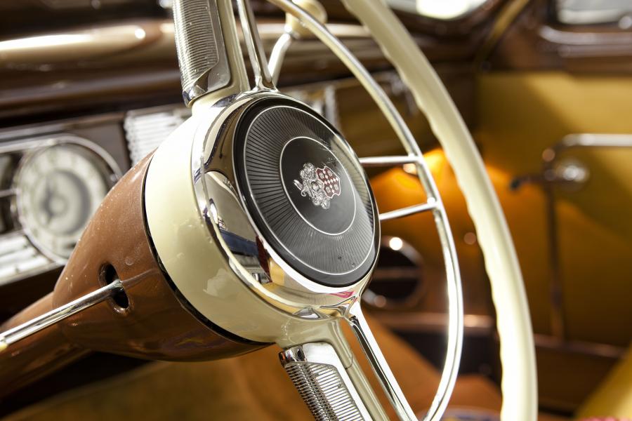  Packard Standard Eight Station Sedan 1948 года  (фото 20 из 36)